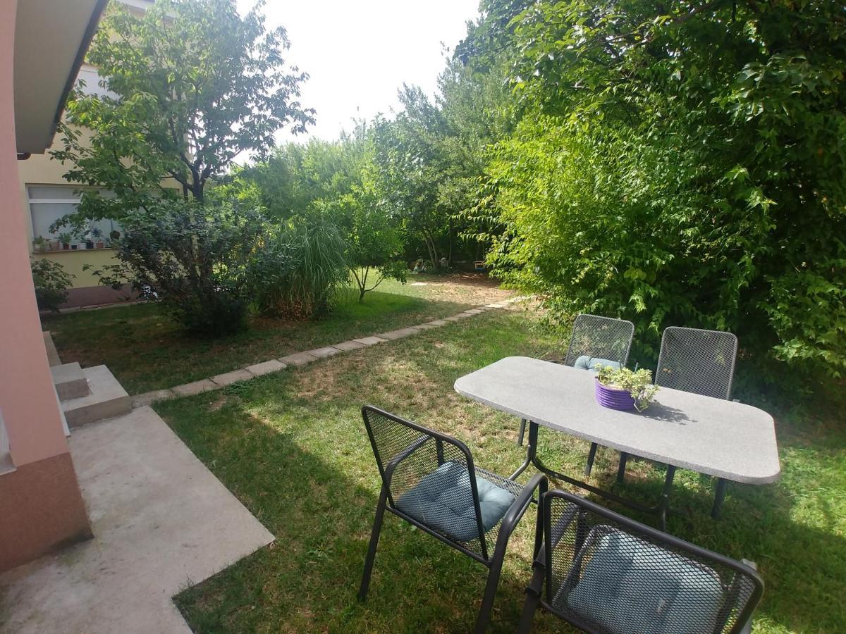 Villa Tamara With Garden And River View - Free Private Parking - Garage Μόσταρ Εξωτερικό φωτογραφία