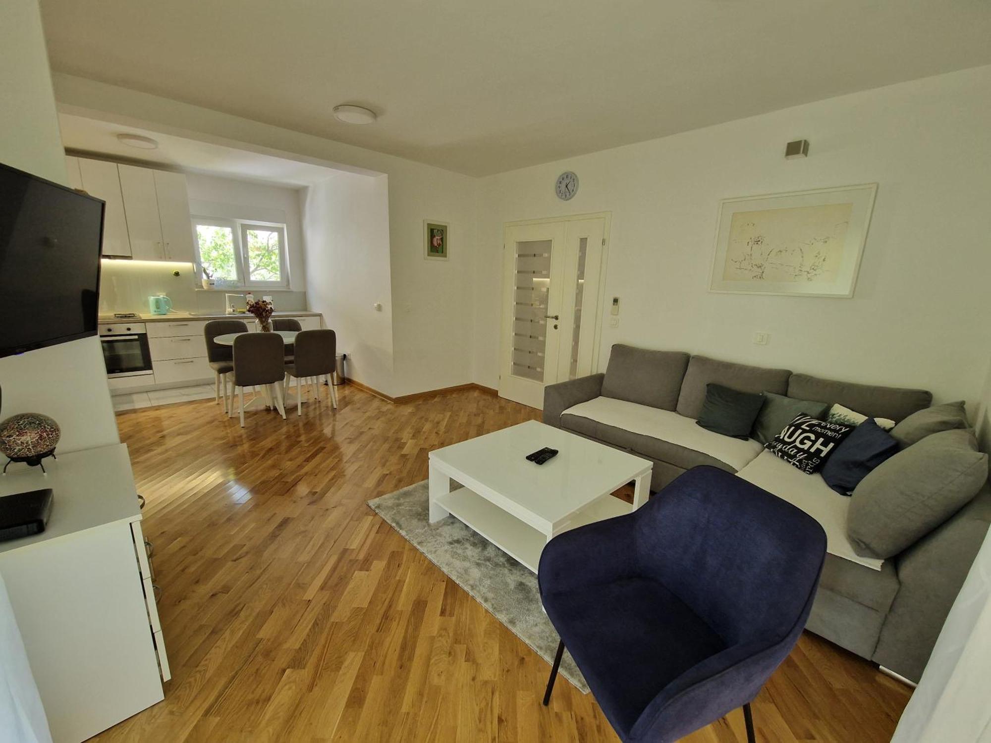 Villa Tamara With Garden And River View - Free Private Parking - Garage Μόσταρ Εξωτερικό φωτογραφία